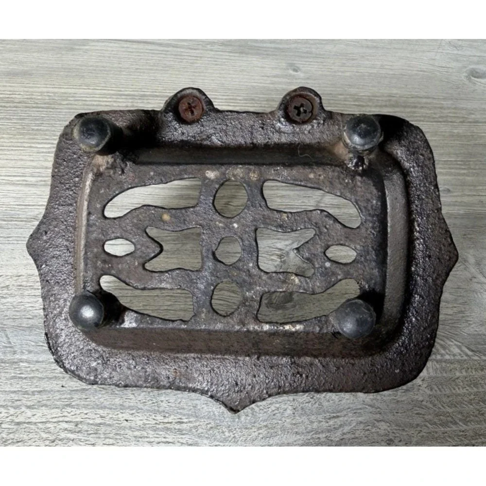 Vintage Rustic Cast Iron Rooster Soap Sponge Dish Farmhouse Chicken